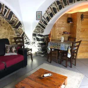 https://antonys-home.taorminaitalyhotels.com