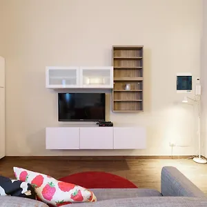 https://contempora-apartments-crocetta-carmen.it-lombardy.com