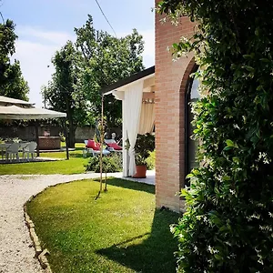 https://casa-isabella-ponsacco-56038.it-tuscanyhotel.com